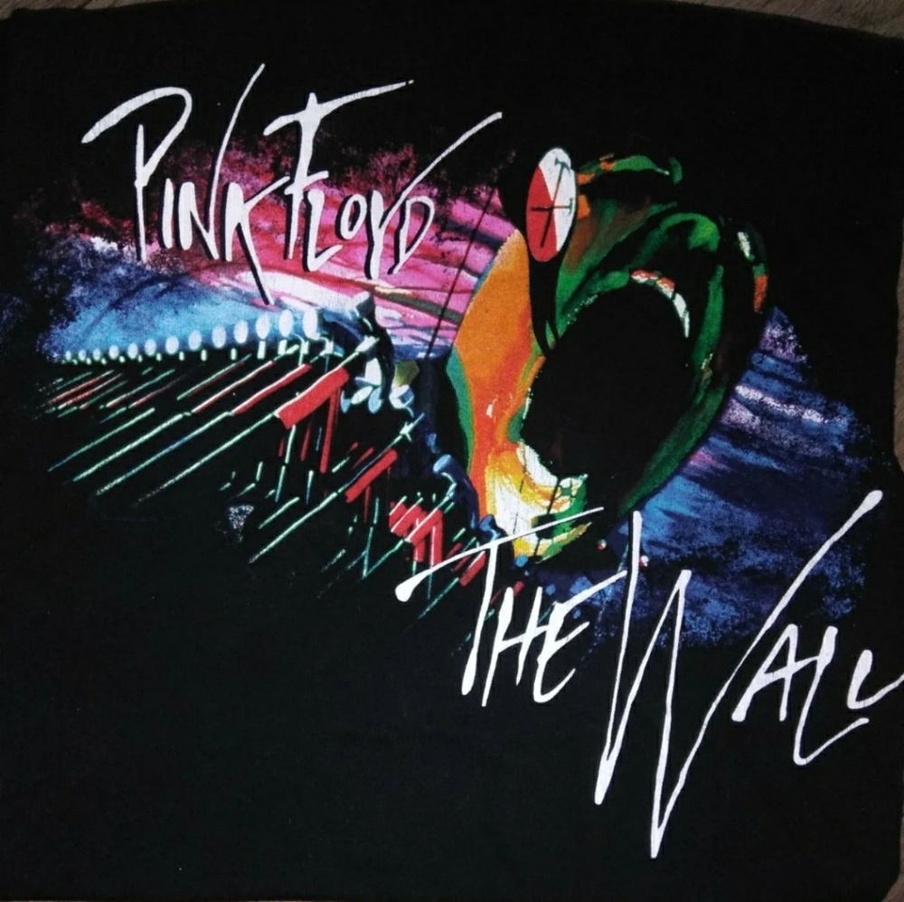 Vintage PINK FLOYD "The Wall" t-shirt
